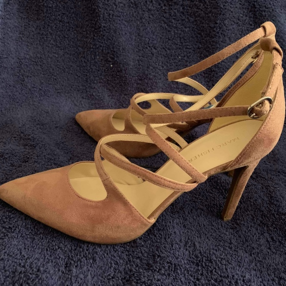 NWOT Marc Fisher Nestor Strappy Heels
